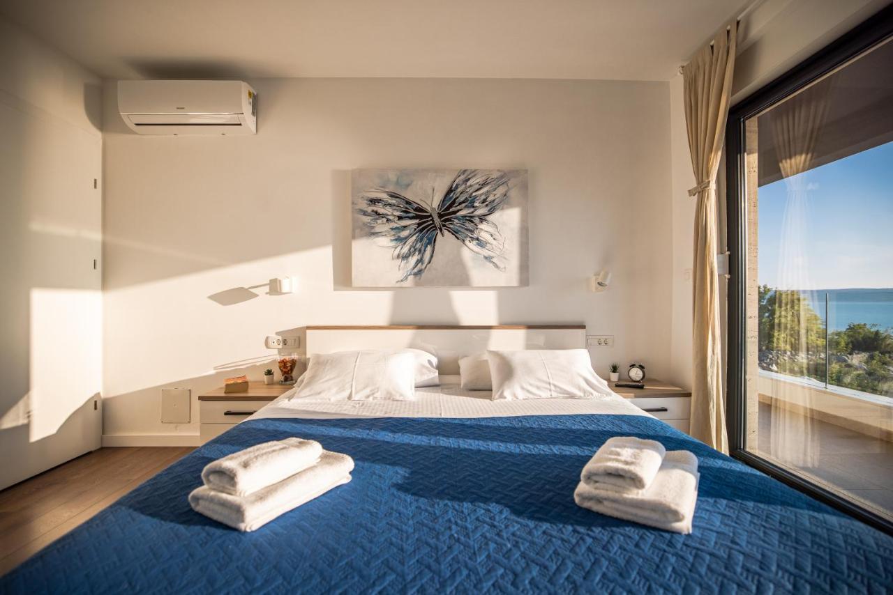 Royal Promons - Heated Pool Villa Starigrad Paklenica Exterior photo