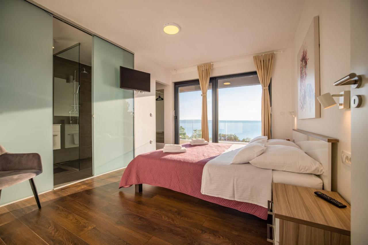 Royal Promons - Heated Pool Villa Starigrad Paklenica Exterior photo
